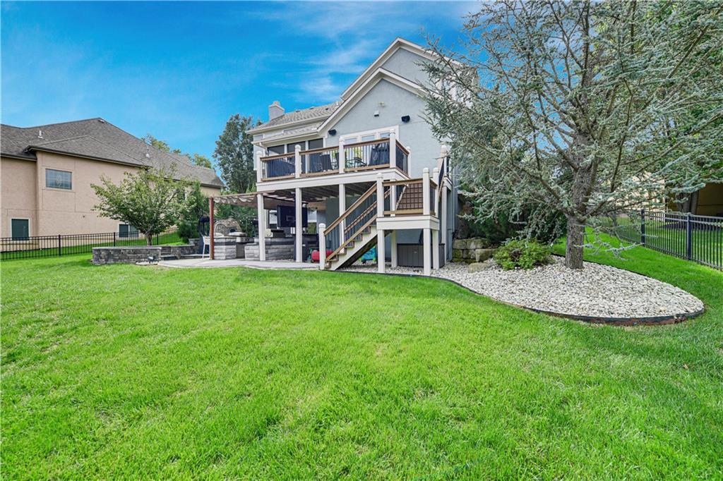 16808 Bluejacket Street