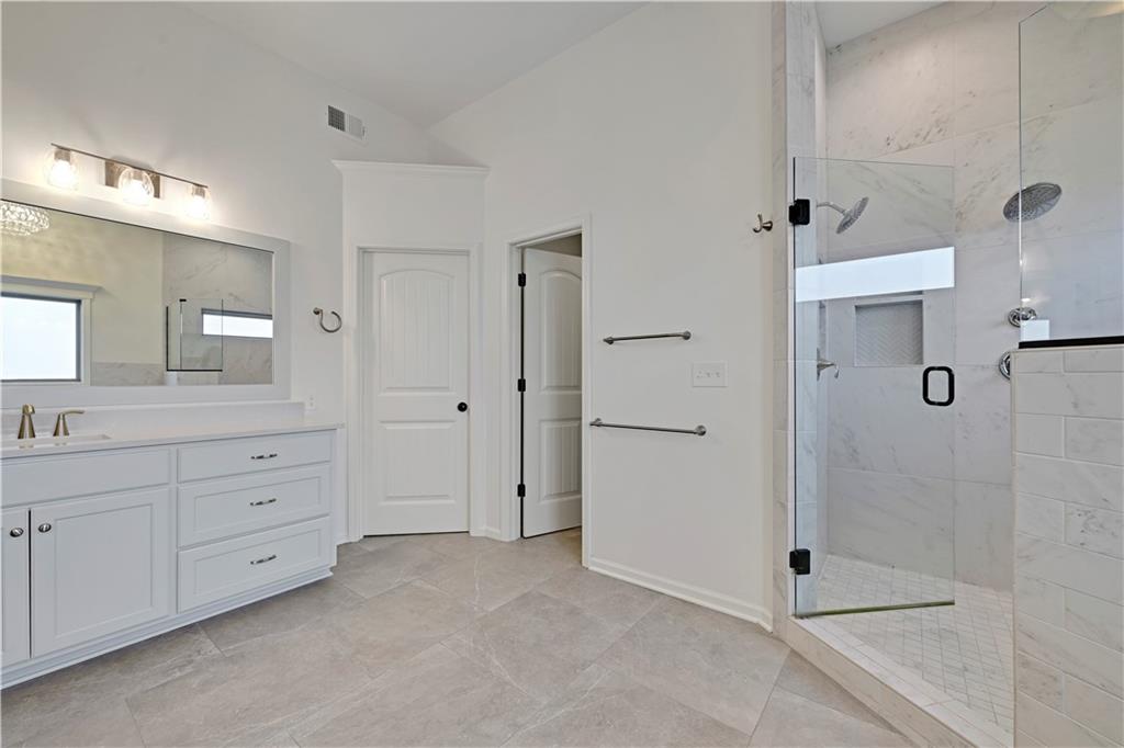 16808 Bluejacket Street