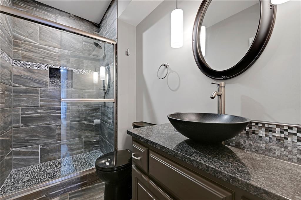 16808 Bluejacket Street