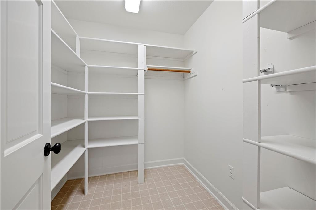 5801 W 180th Street
