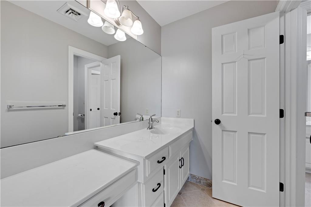 5801 W 180th Street