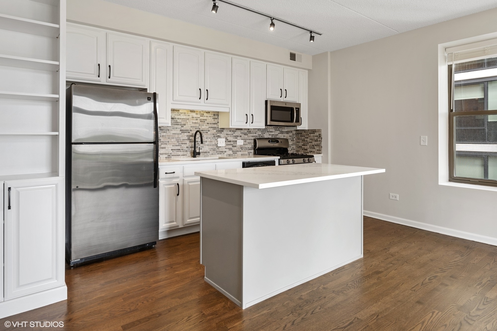 1250 S Indiana Avenue Unit: 701