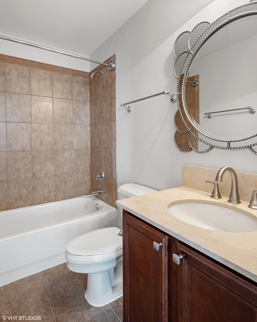 1250 S Indiana Avenue Unit: 701