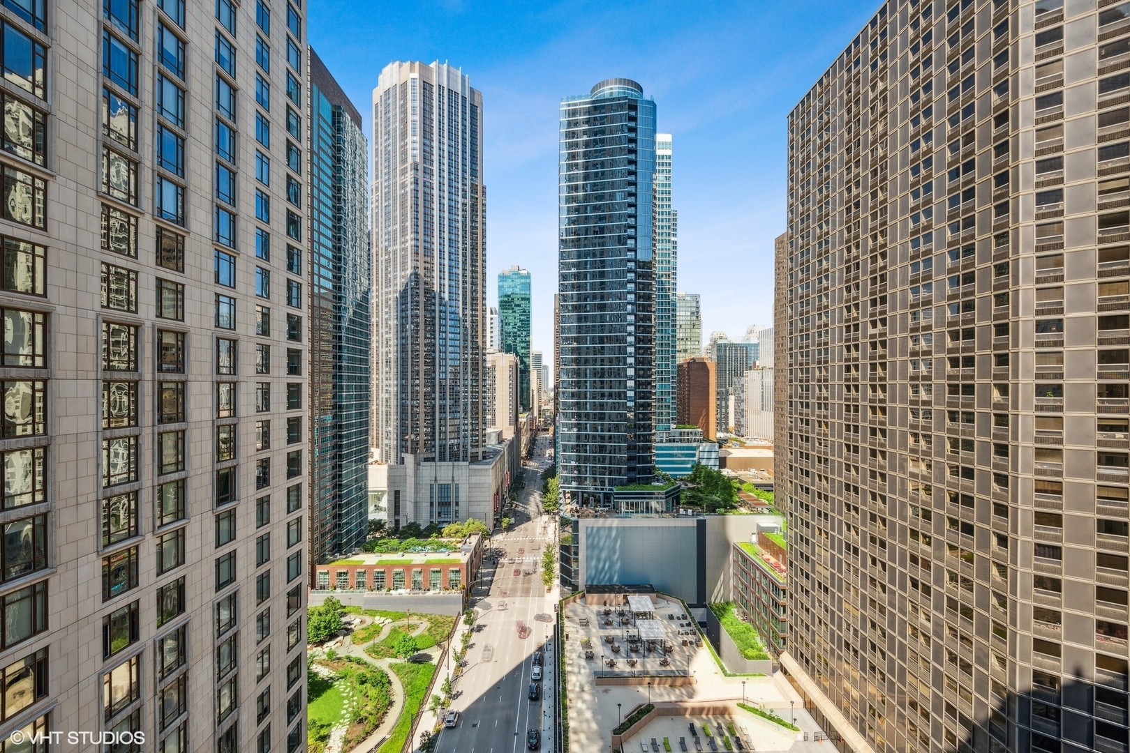 530 N LAKE SHORE Drive Unit: 2009