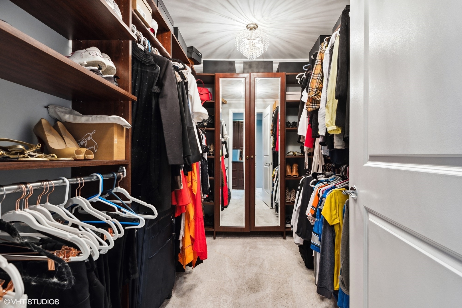 530 N LAKE SHORE Drive Unit: 2009