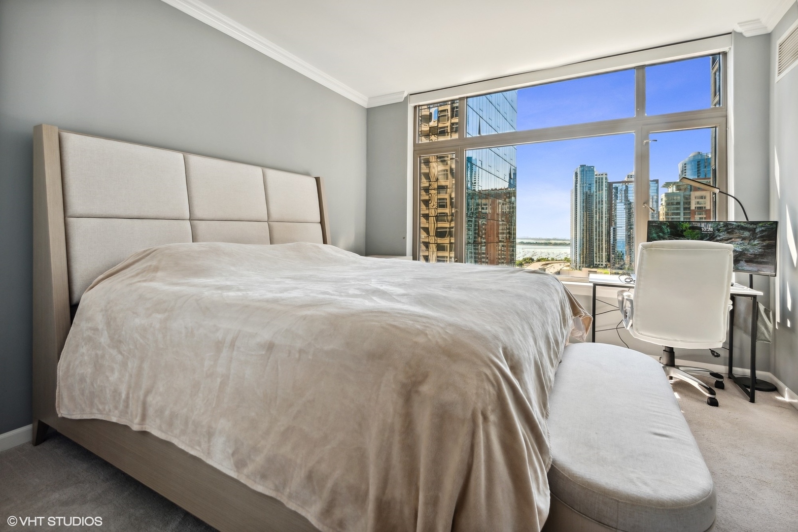 530 N LAKE SHORE Drive Unit: 2009