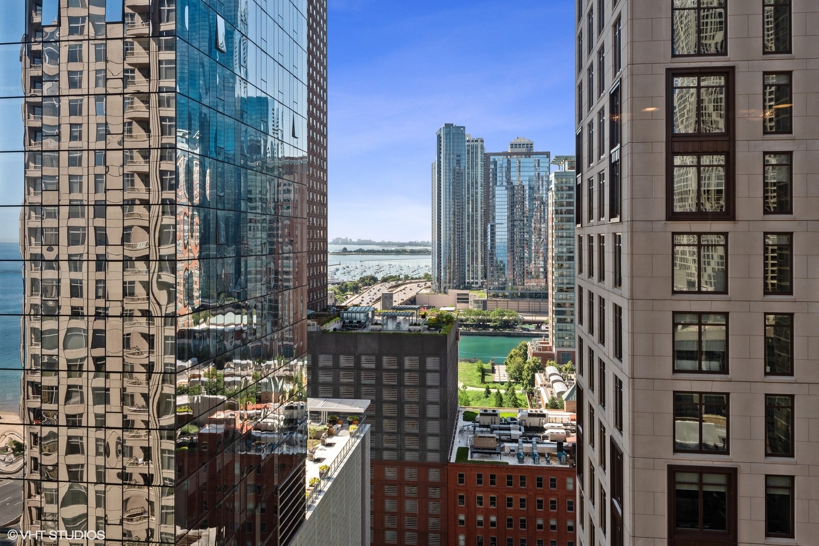 530 N LAKE SHORE Drive Unit: 2009