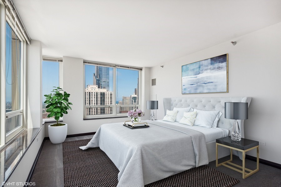 33 W Ontario Street Unit: 45E