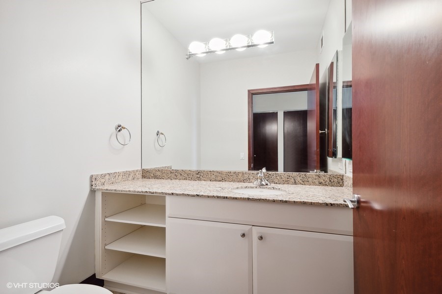 33 W Ontario Street Unit: 45E