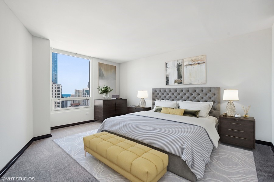 33 W Ontario Street Unit: 45E