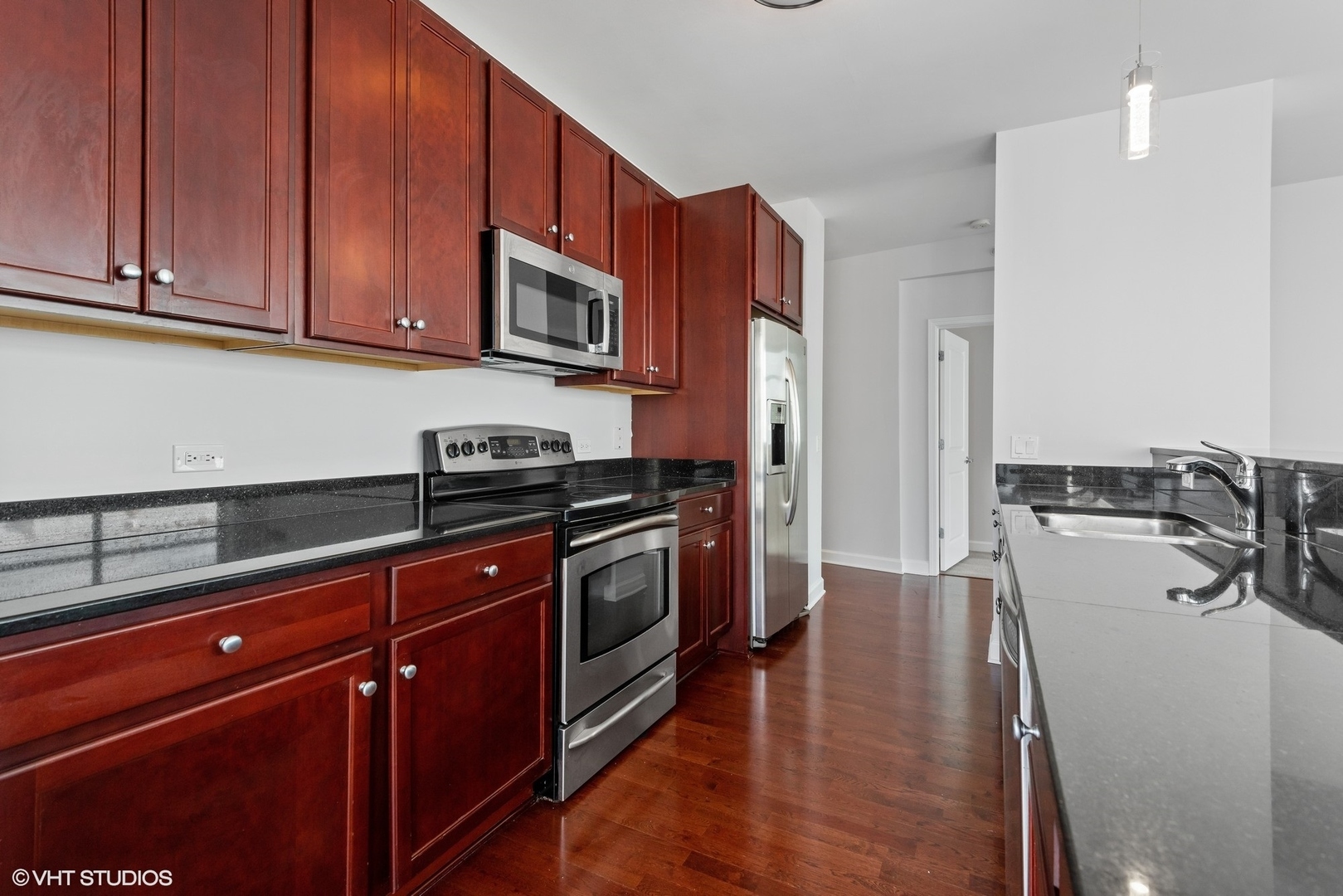 100 E 14th Street Unit: 1510
