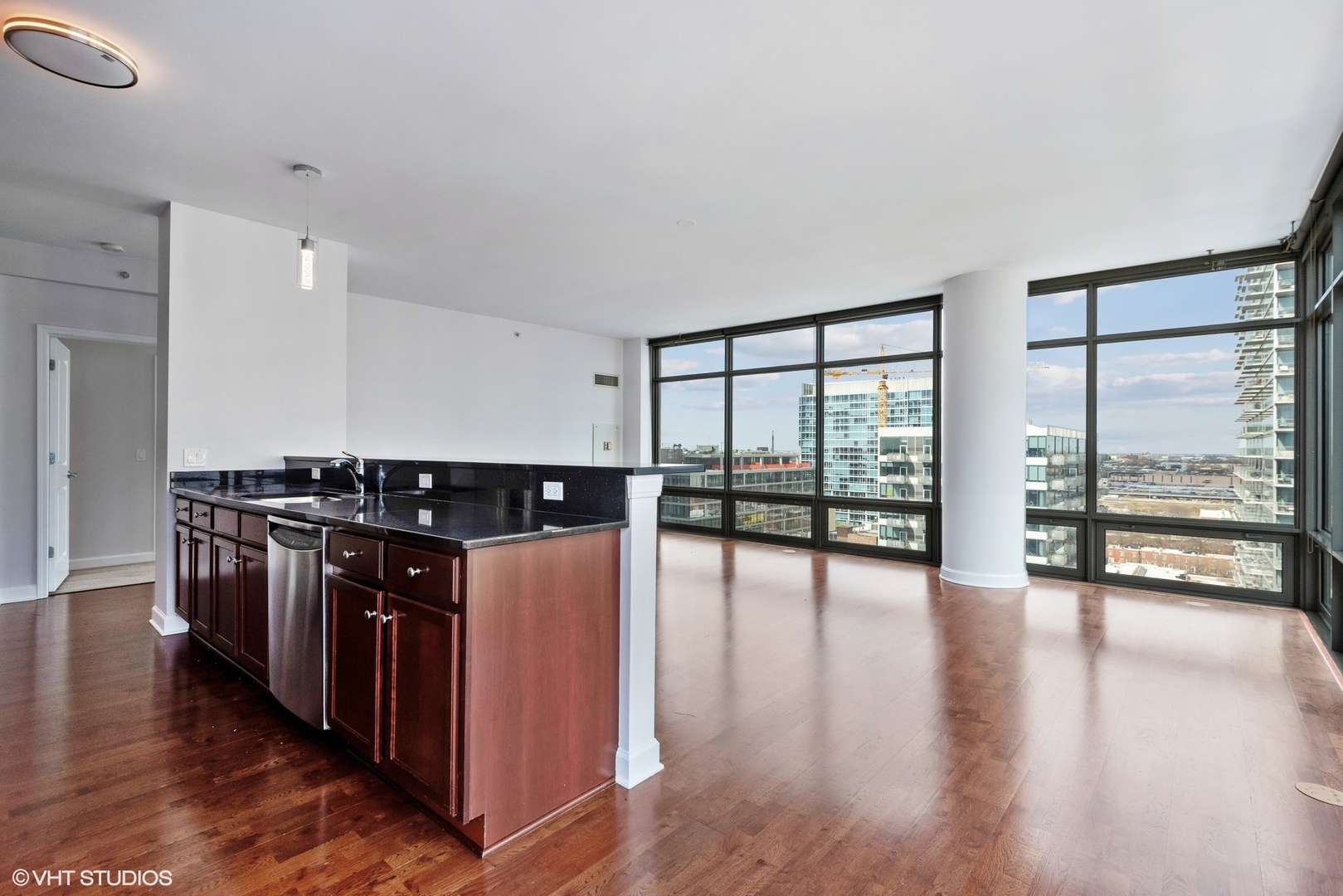 100 E 14th Street Unit: 1510