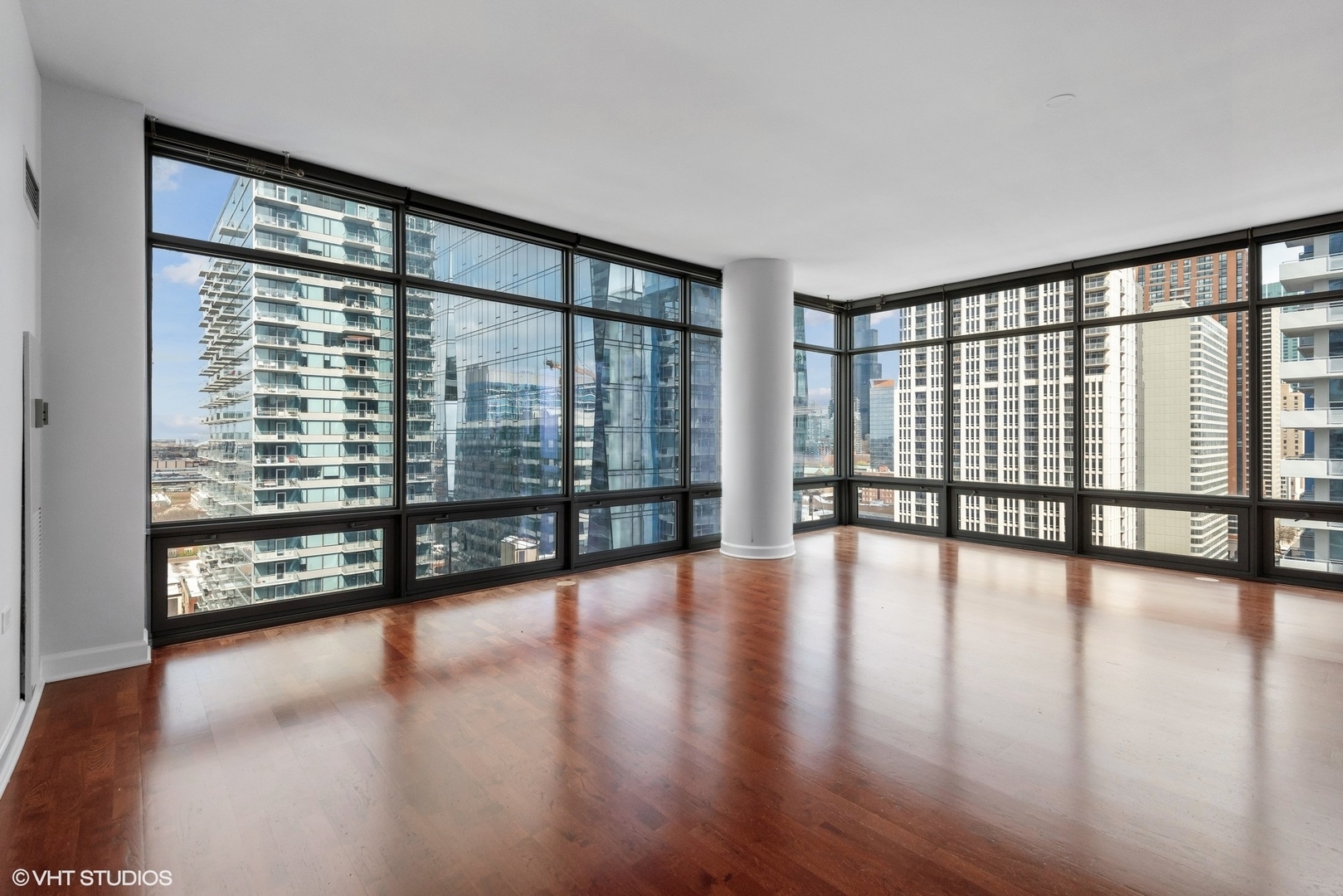 100 E 14th Street Unit: 1510