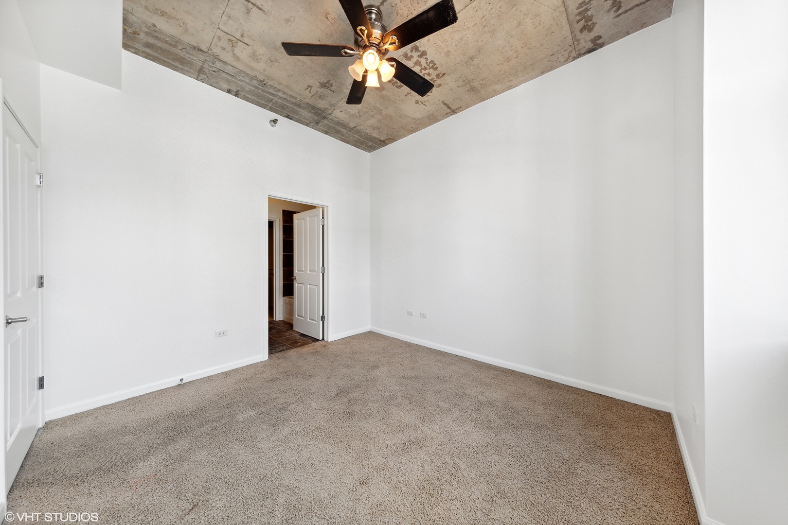 1464 S MICHIGAN Avenue Unit: 1210