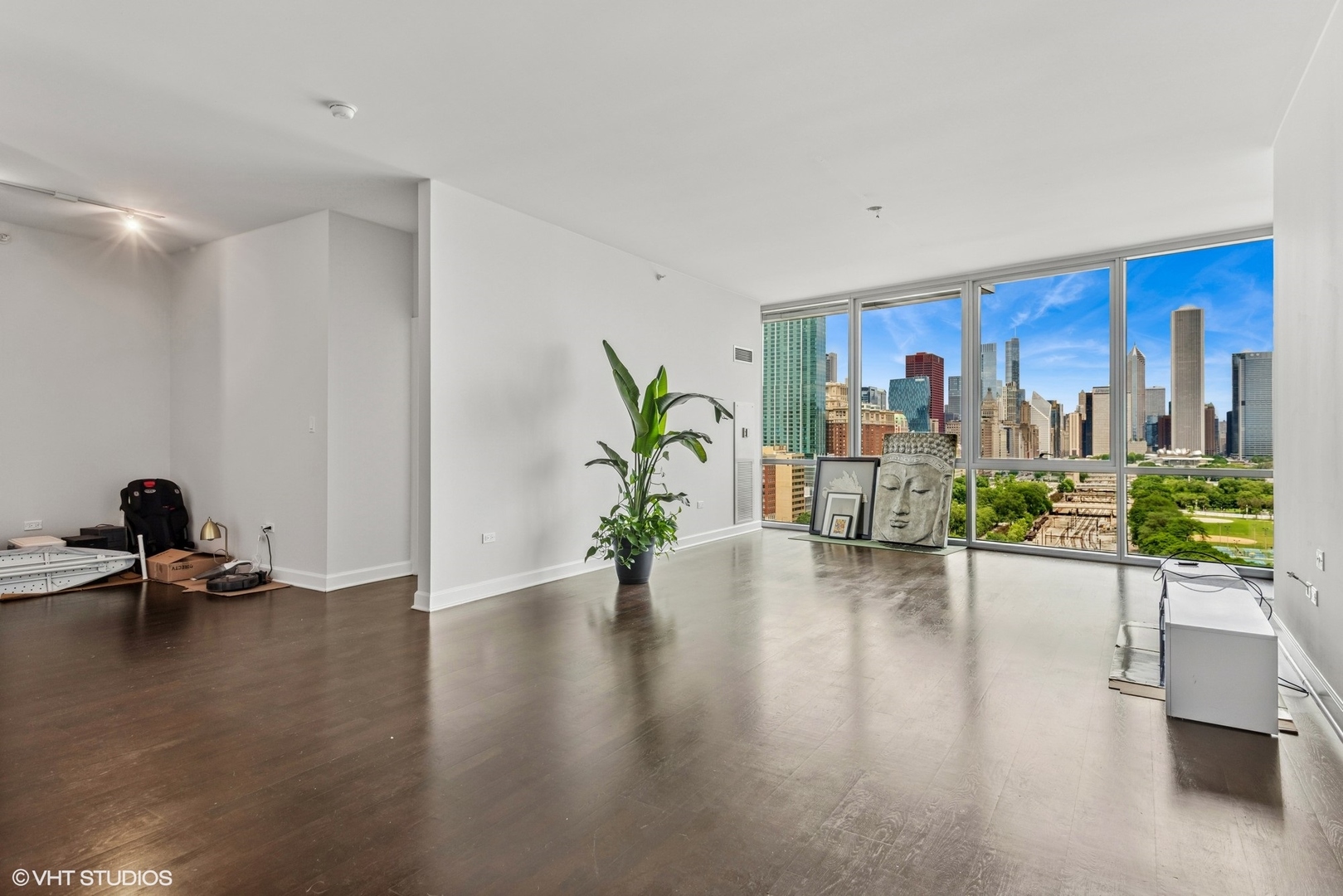 1201 S Prairie Avenue Unit: 1802