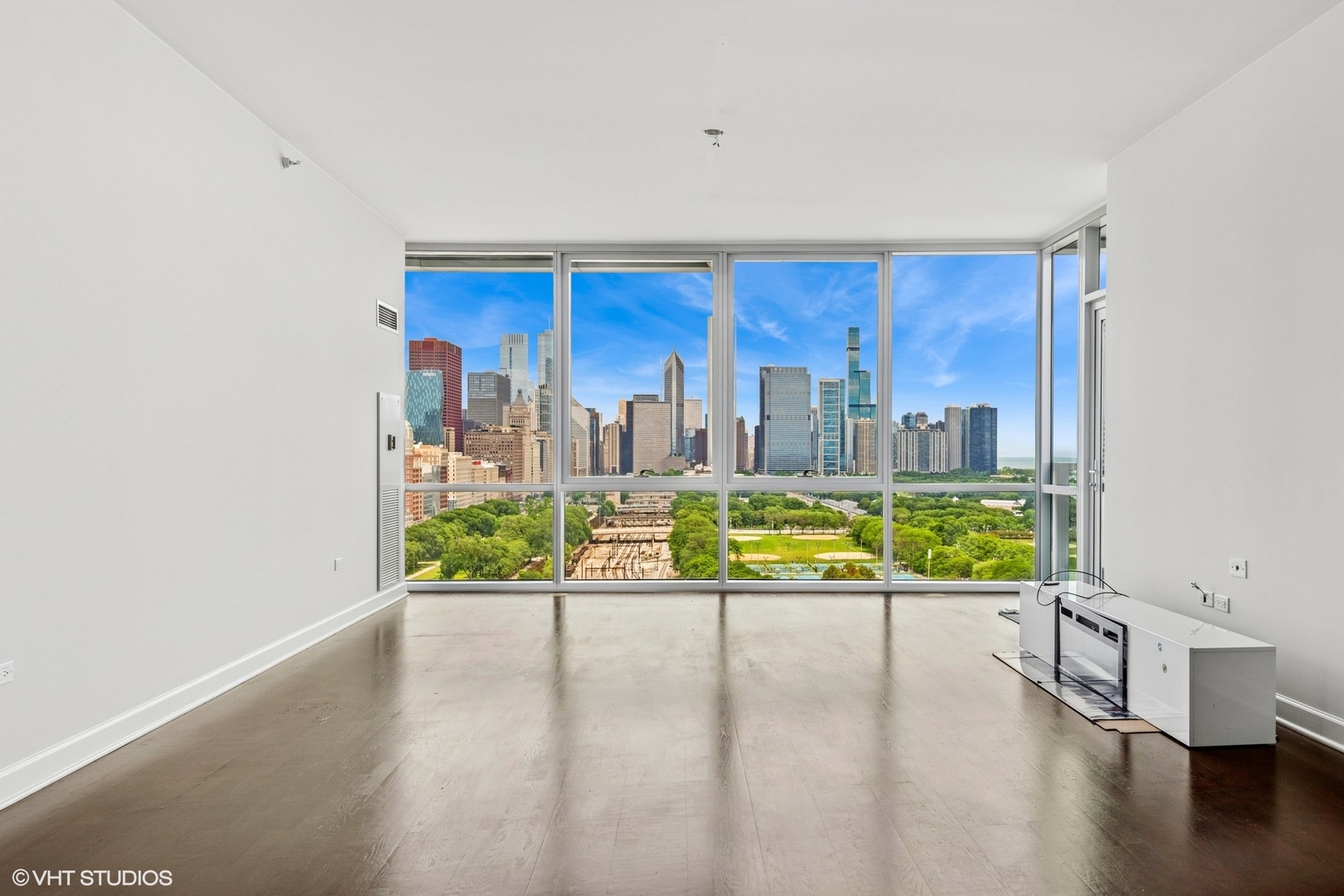 1201 S Prairie Avenue Unit: 1802