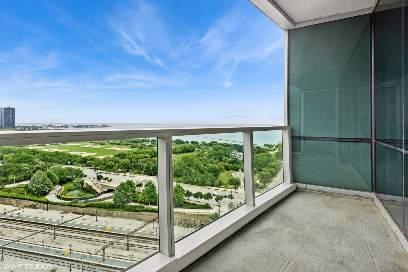 1201 S Prairie Avenue Unit: 1802