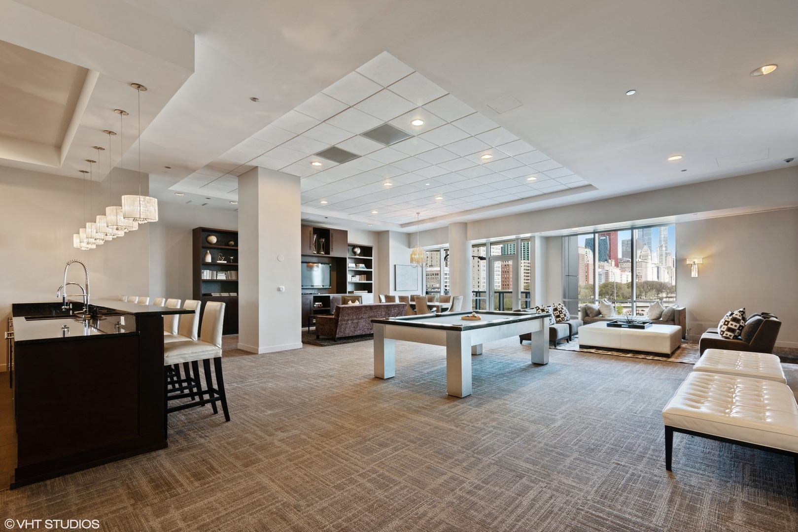 1201 S Prairie Avenue Unit: 1802