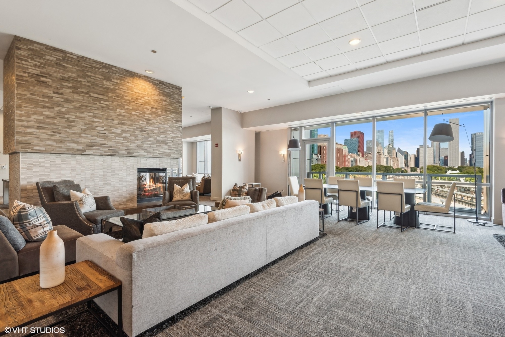 1201 S Prairie Avenue Unit: 1802