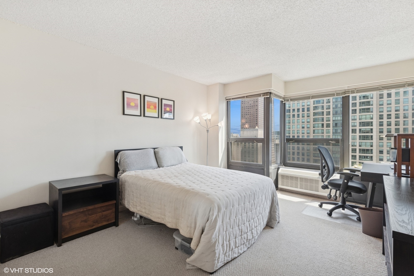 30 E Huron Street Unit: 3901