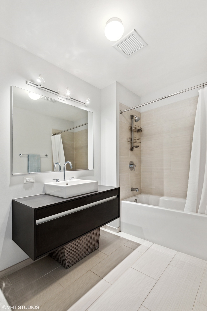 1345 S Wabash Avenue Unit: 1101