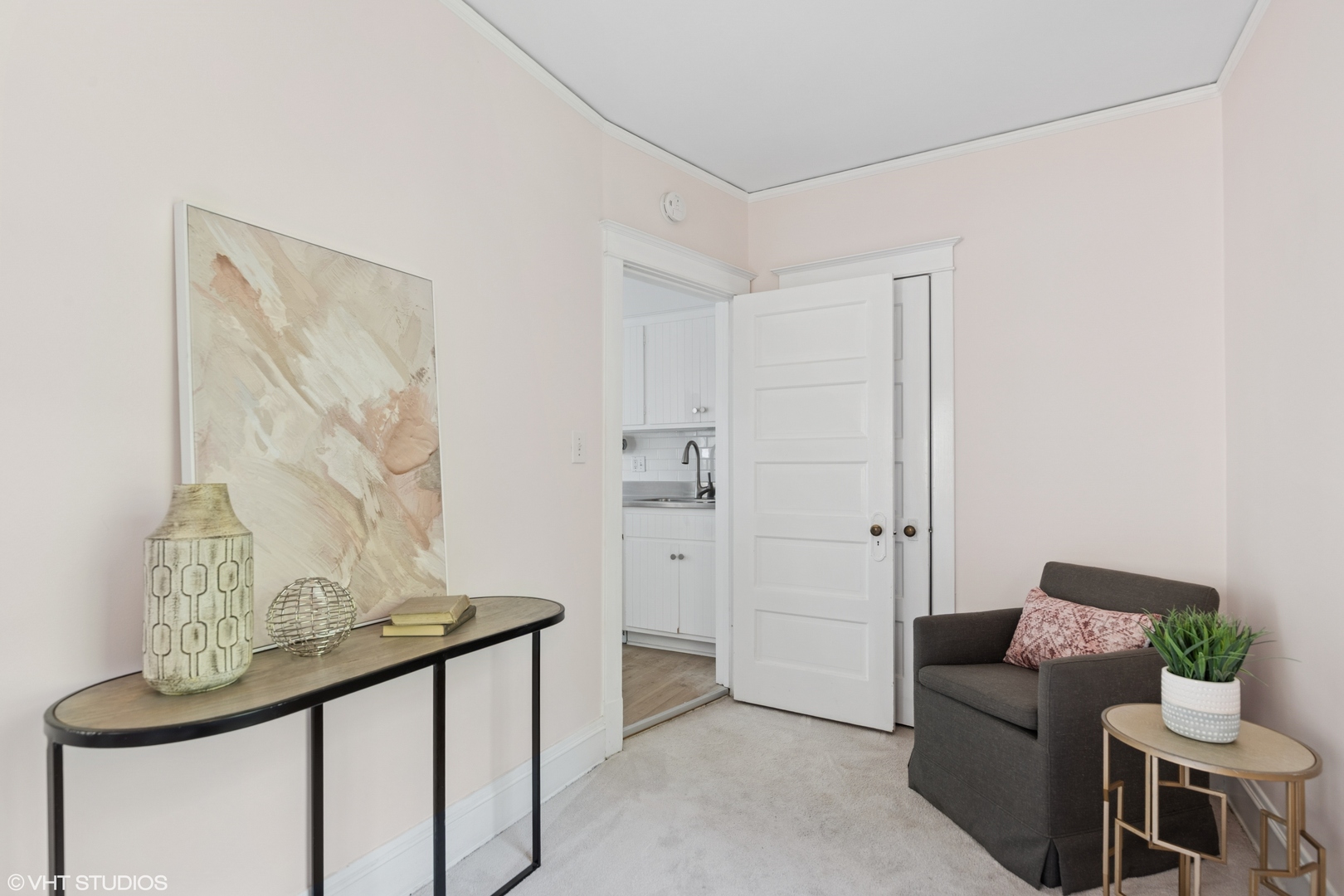 2635 Poplar Avenue Unit: 1