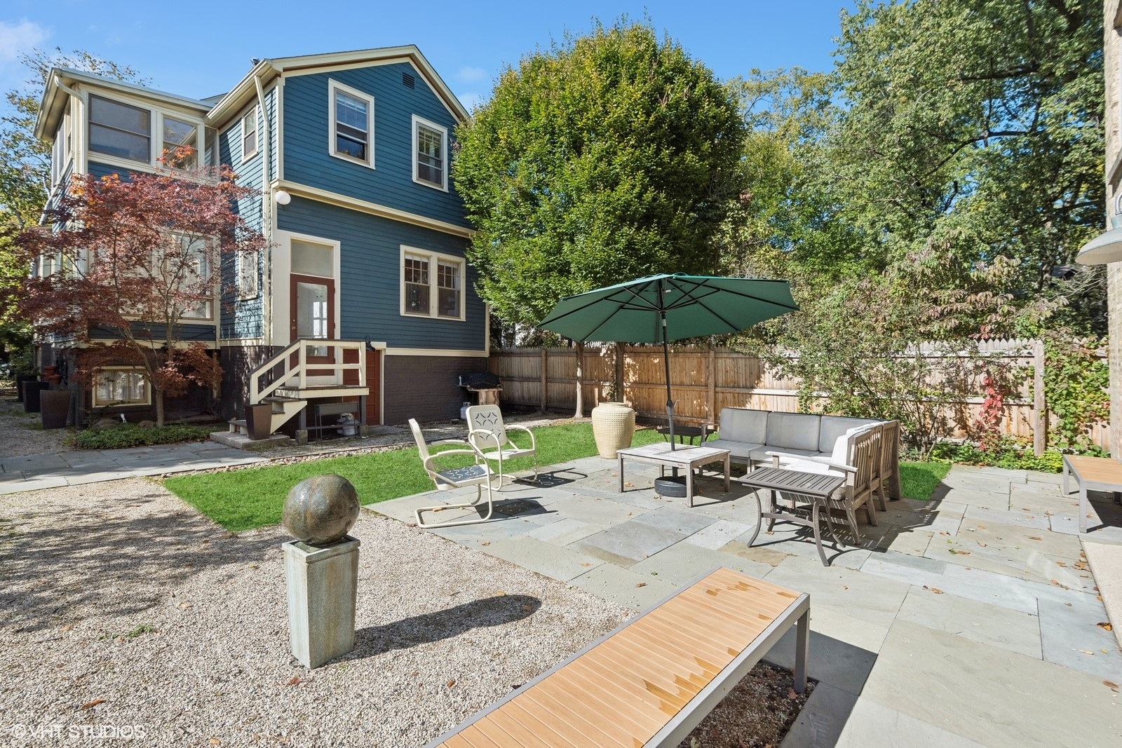 2635 Poplar Avenue Unit: 1