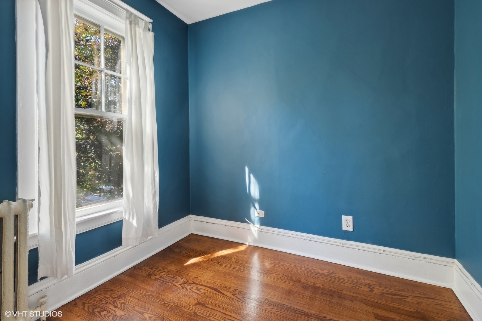 2635 Poplar Avenue Unit: 2