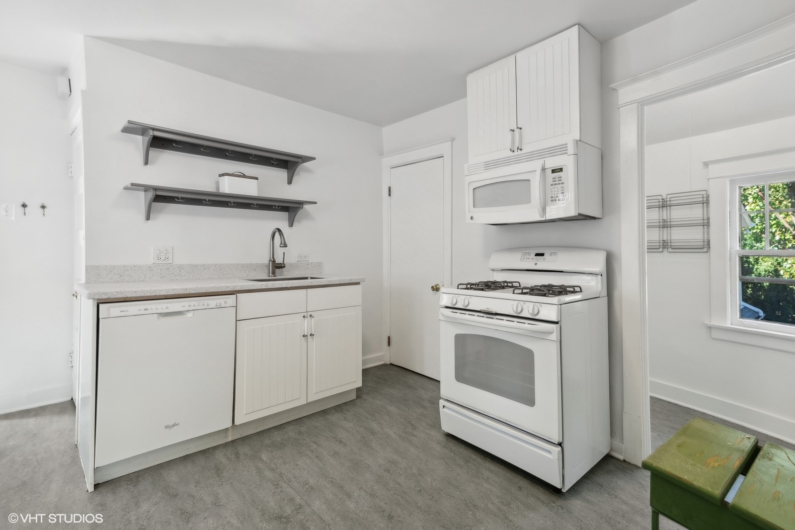 2635 Poplar Avenue Unit: 2