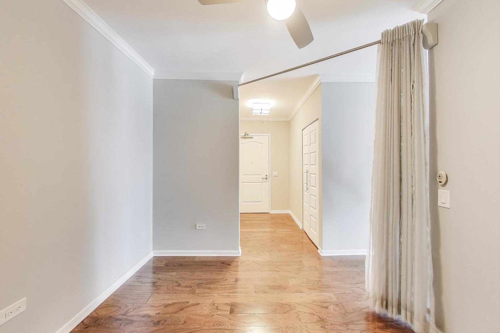 125 S Jefferson Street Unit: 2405