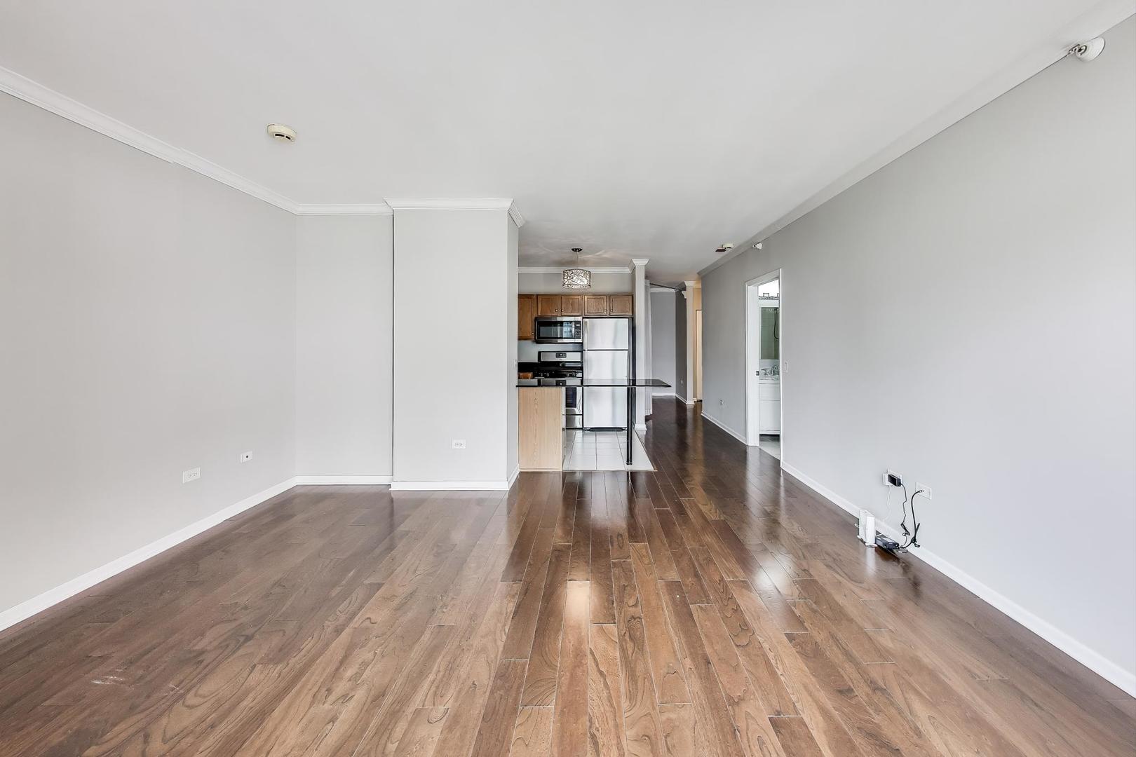 125 S Jefferson Street Unit: 2405