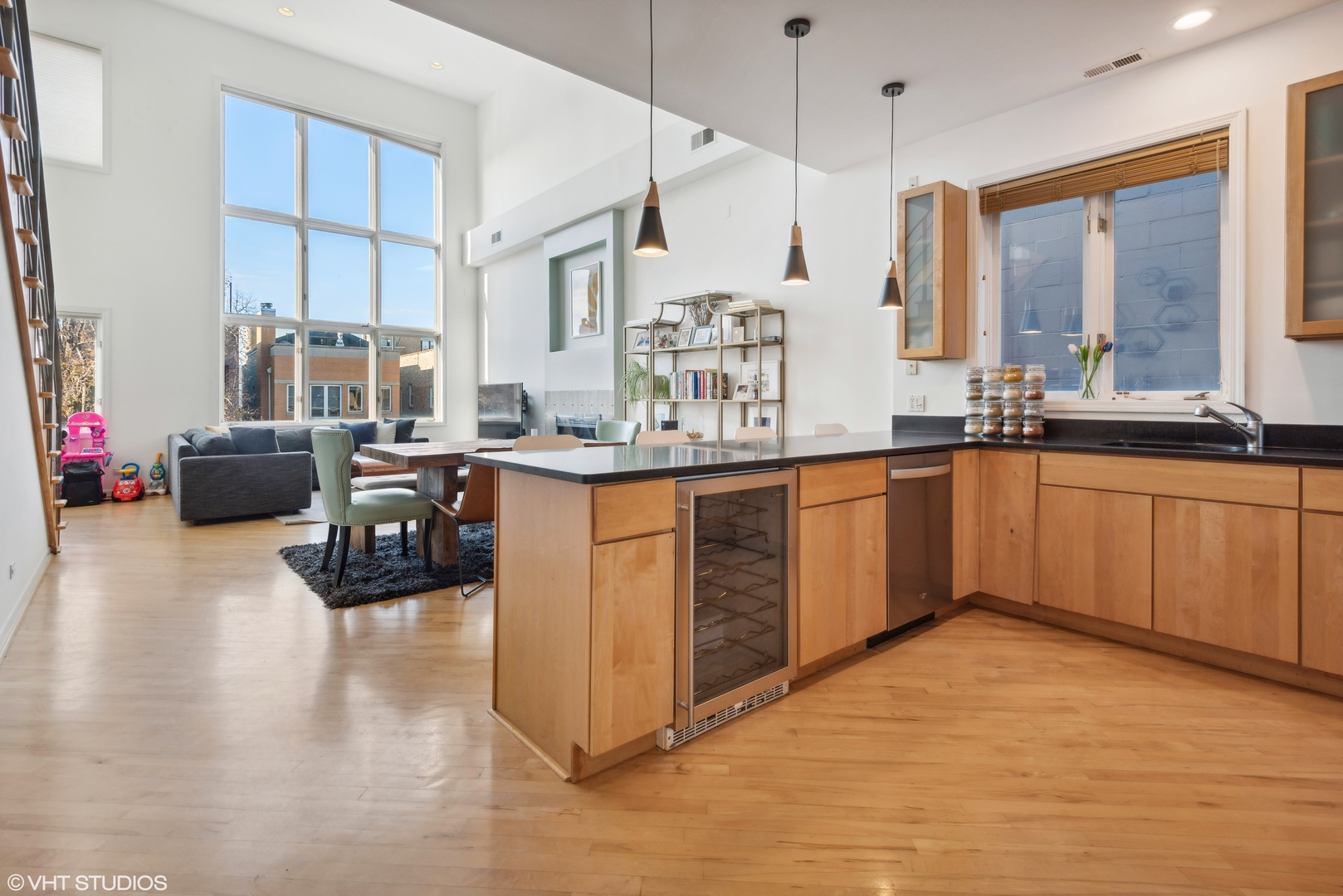 1111 N Paulina Street Unit: 3
