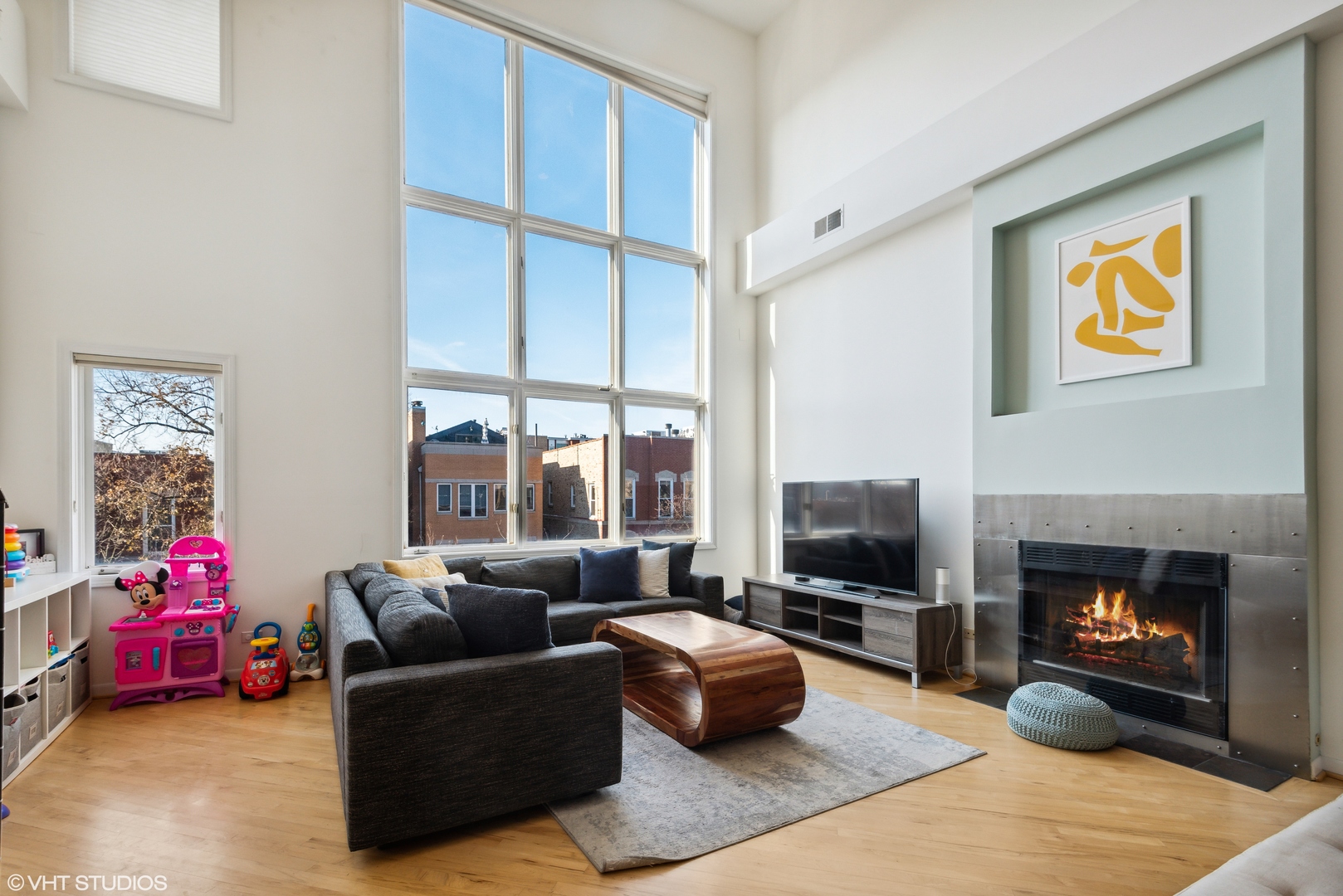 1111 N Paulina Street Unit: 3