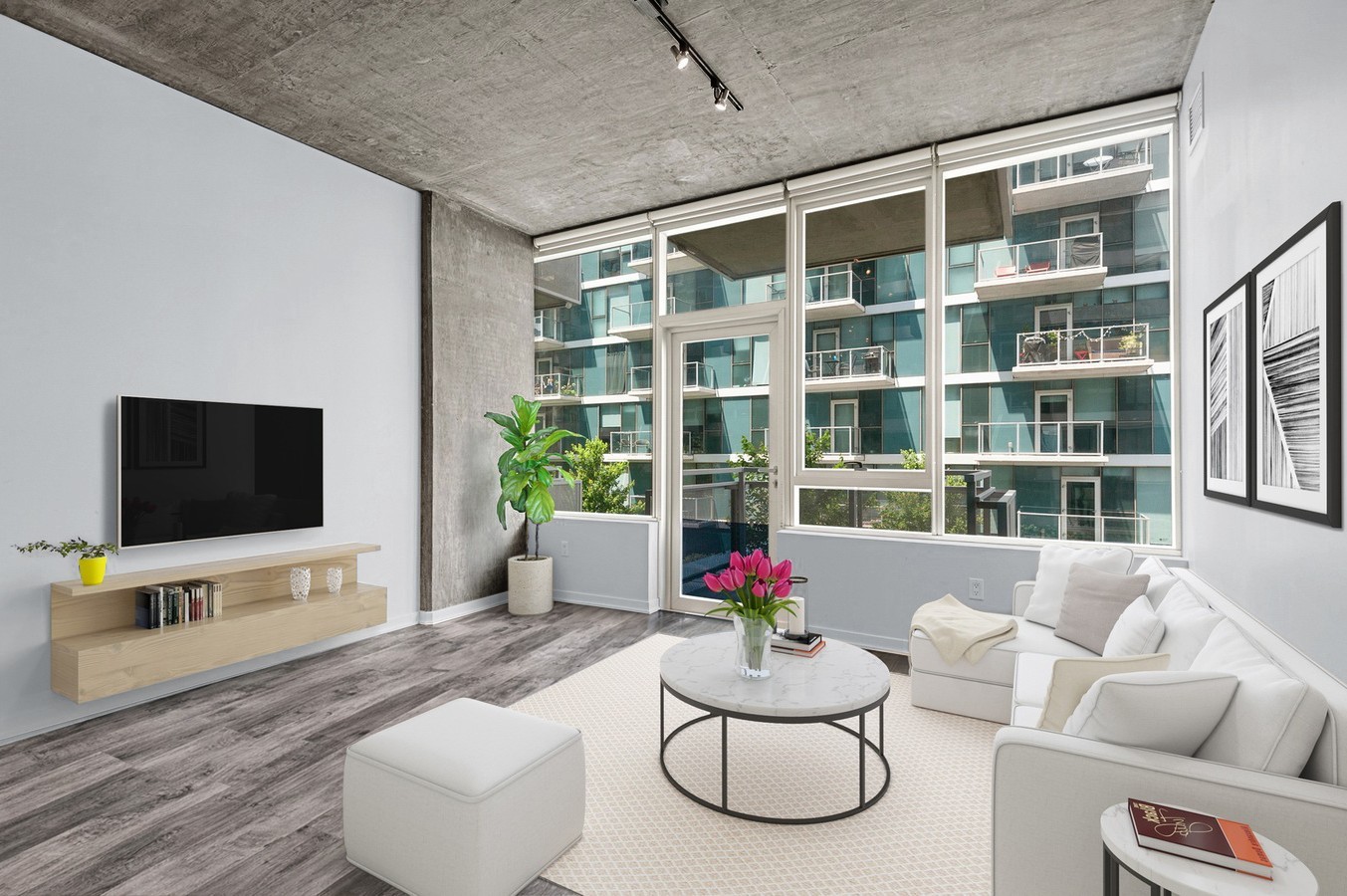 1345 S Wabash Avenue Unit: 909