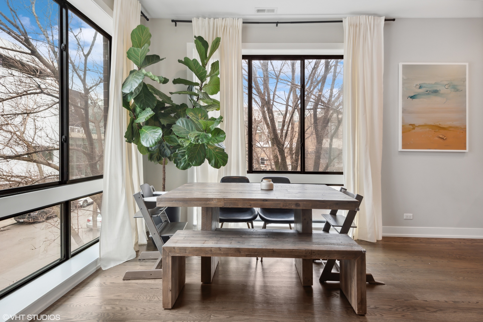 1618 N Bosworth Avenue Unit: 2S