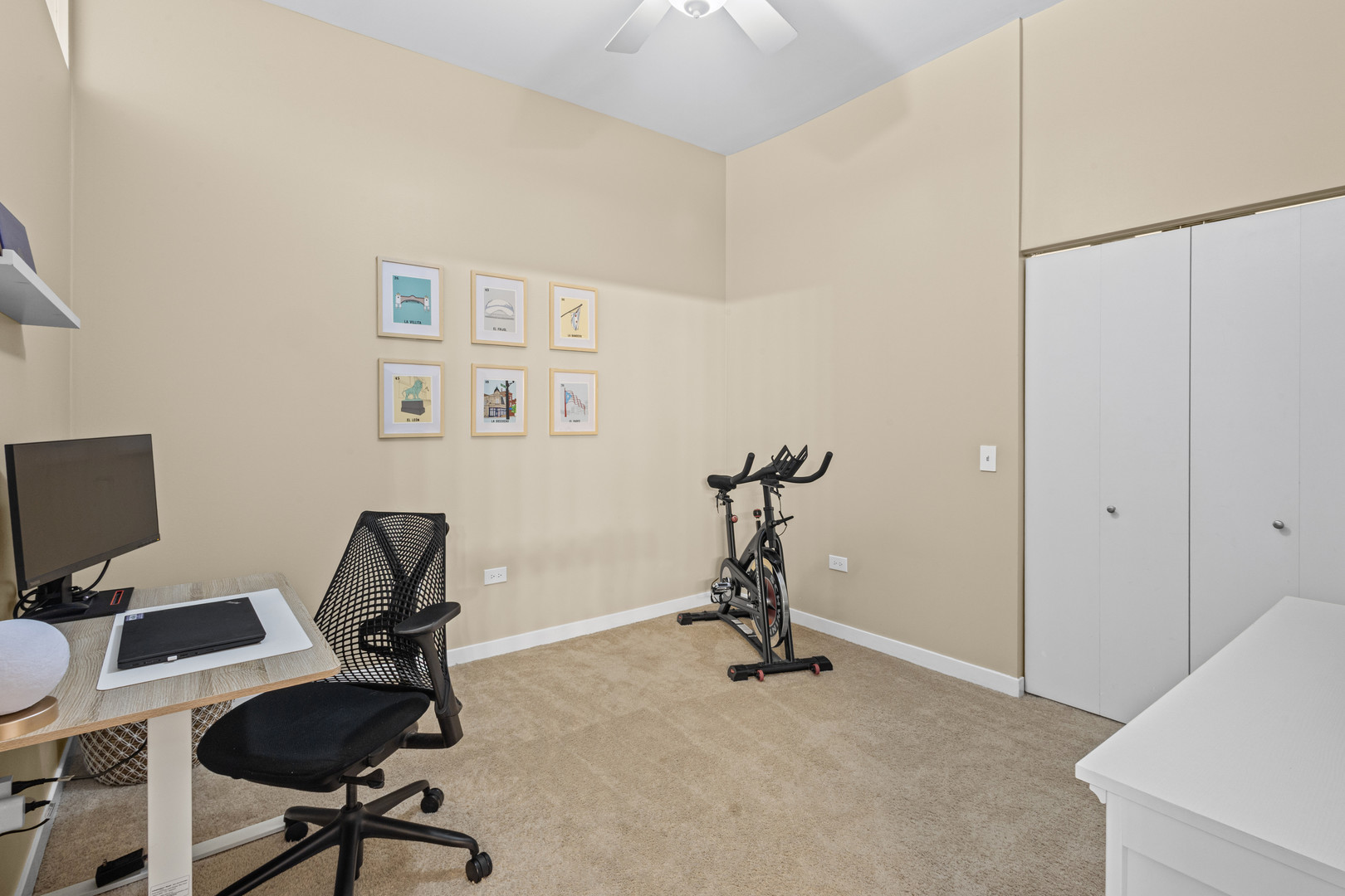 4011 N Francisco Avenue Unit: 205