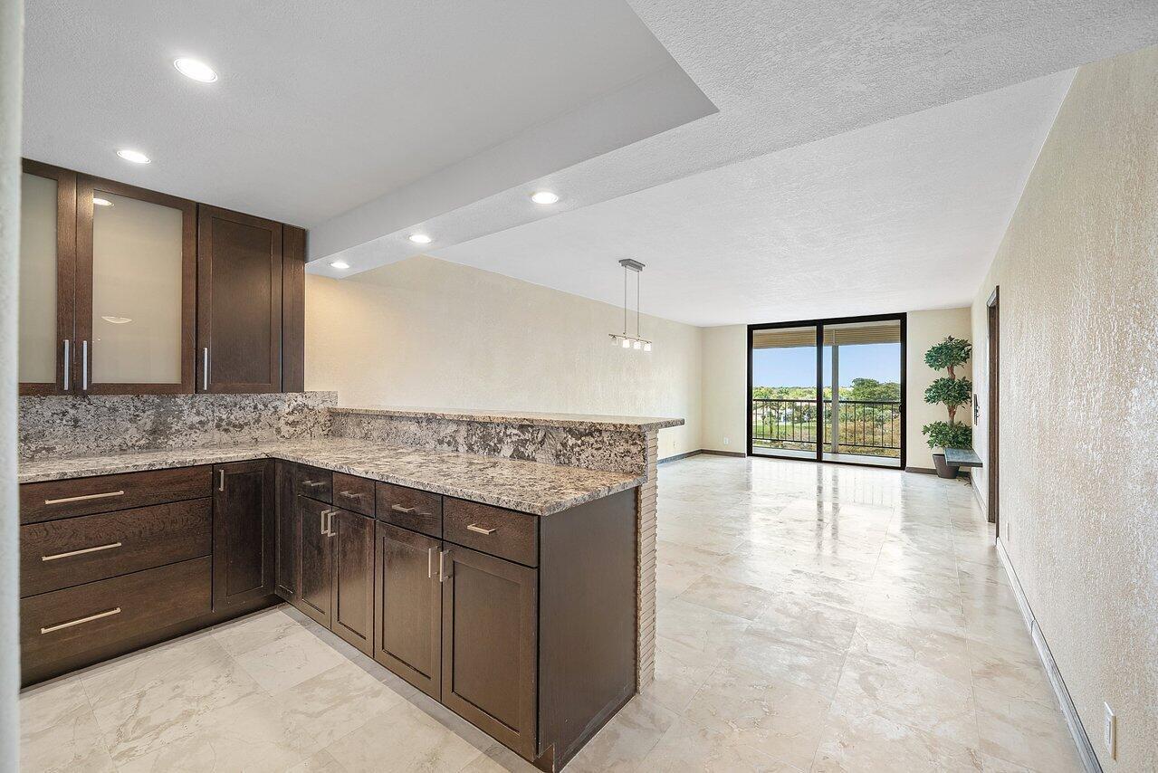 2400 Deer Creek Country Club Boulevard 609-1