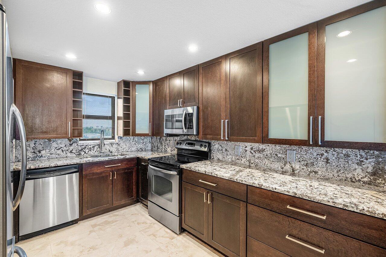 2400 Deer Creek Country Club Boulevard 609-1