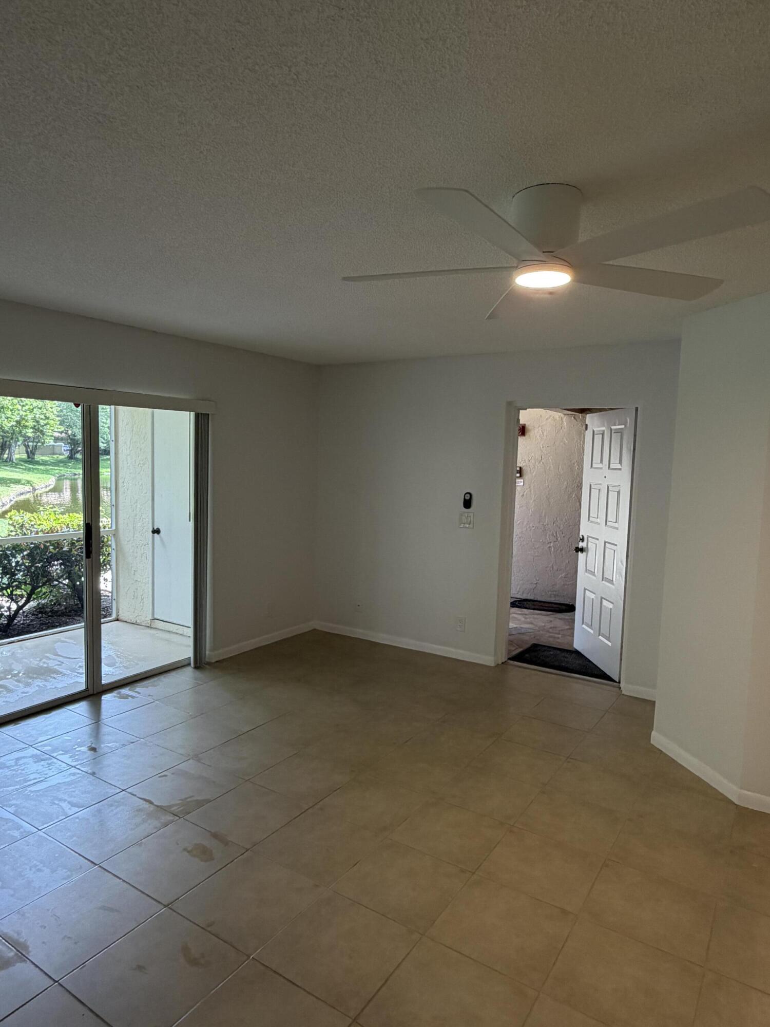 13811 Oneida Drive E1