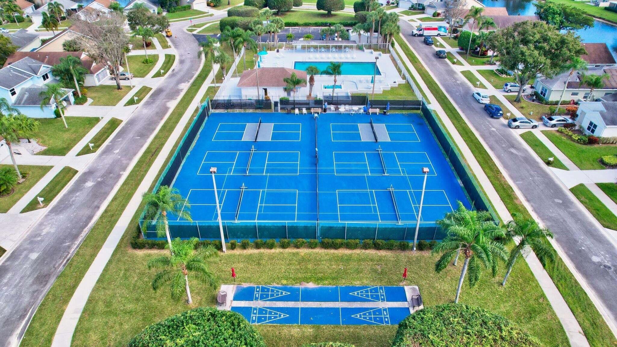 13811 Oneida Drive E1