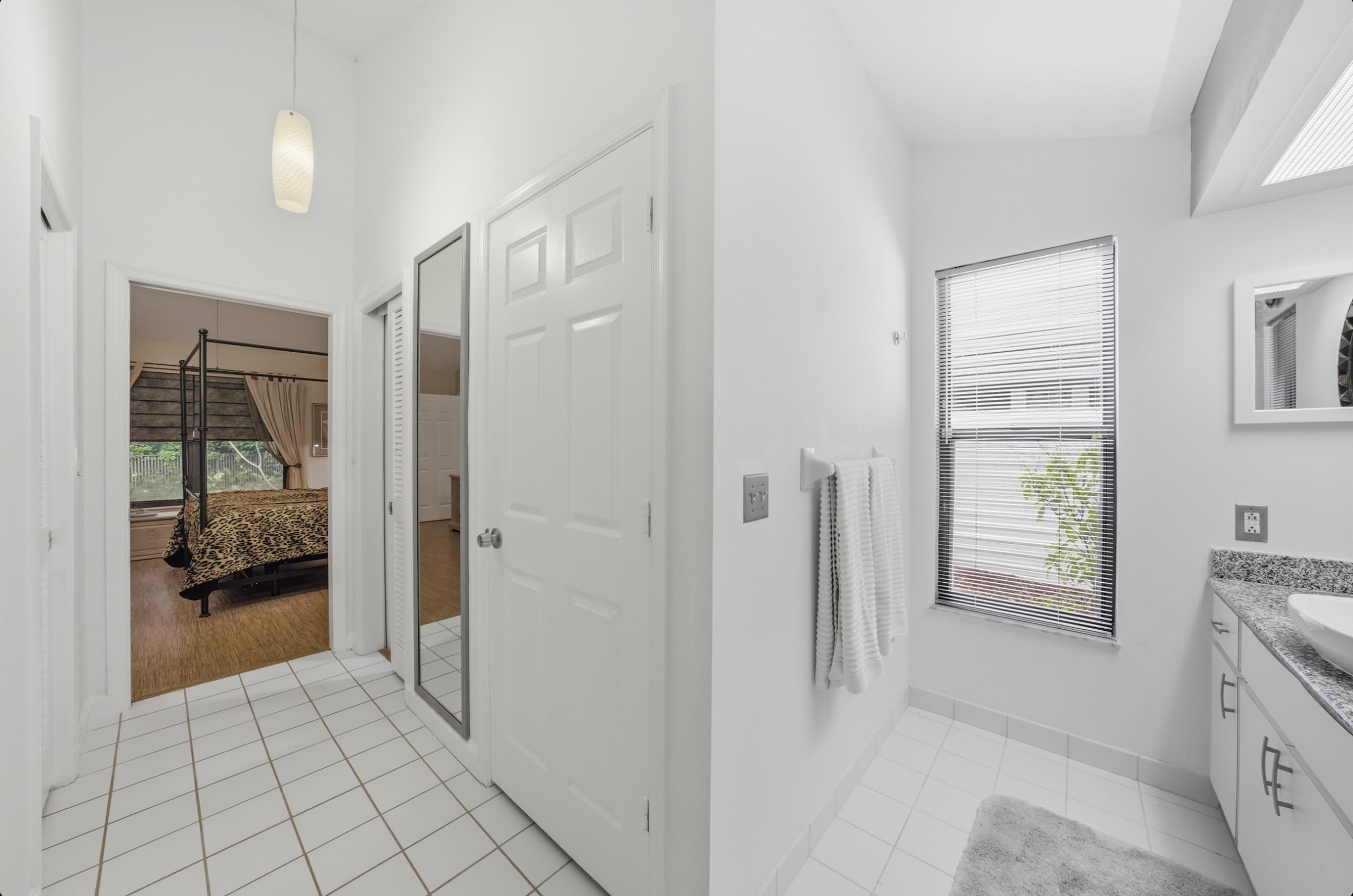 18546 Lake Bend Drive