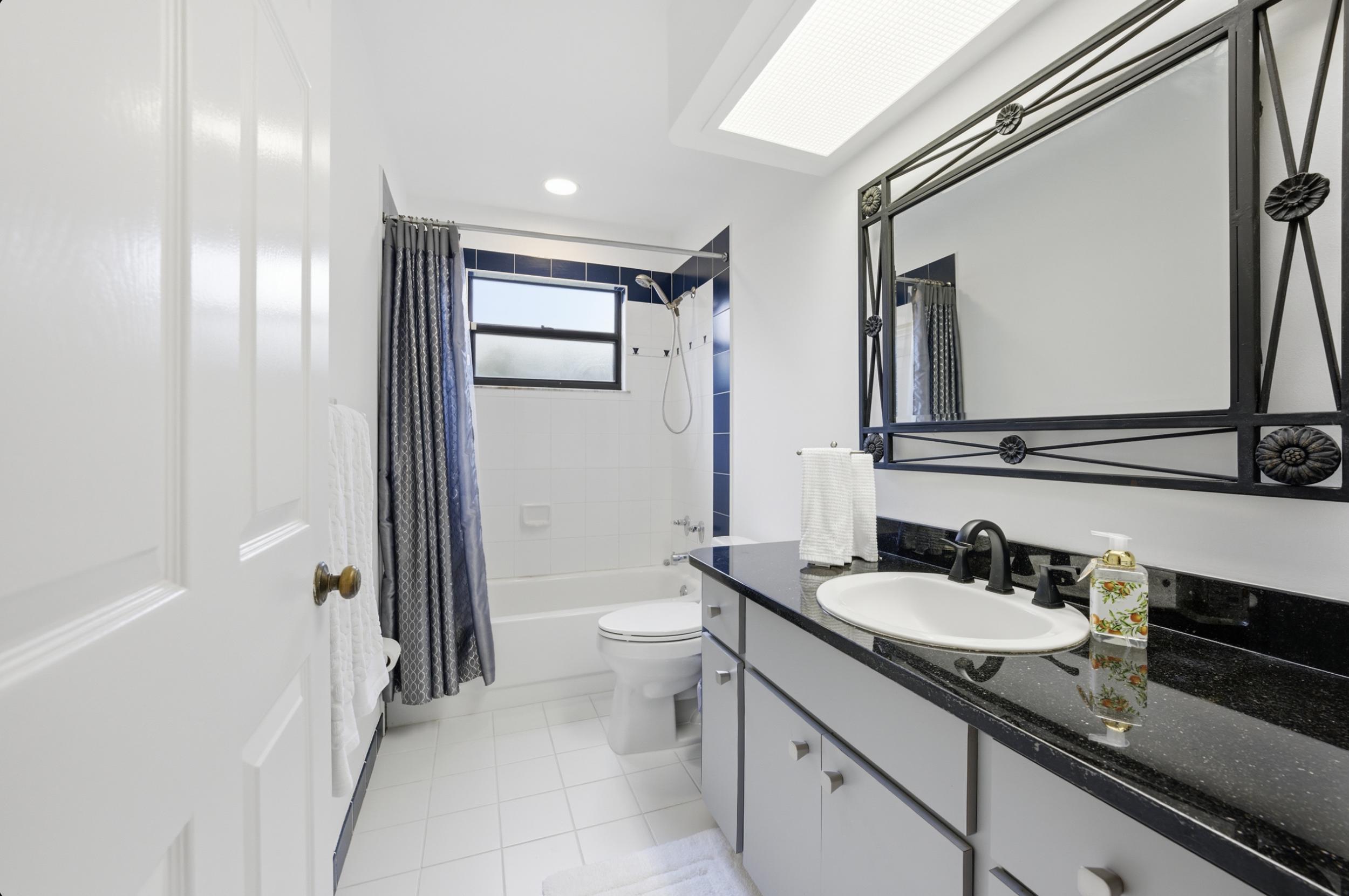 18546 Lake Bend Drive