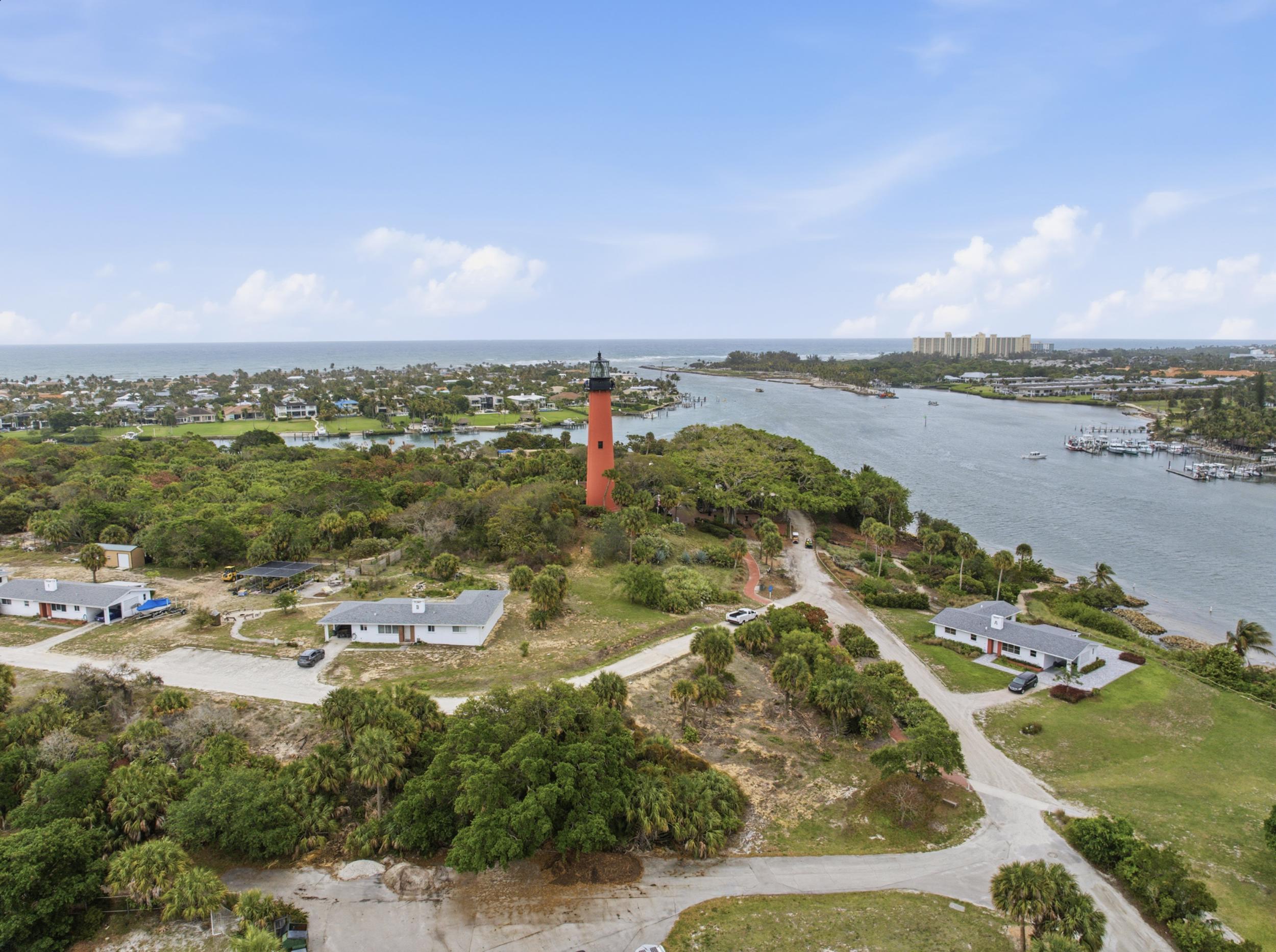 18546 Lake Bend Drive