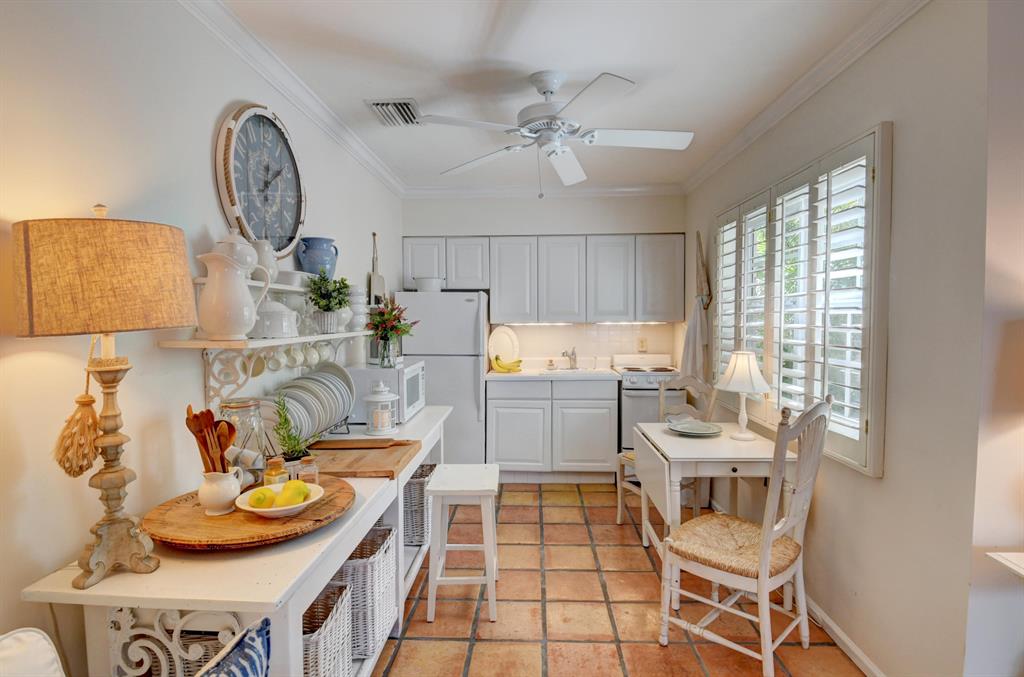 1202 N Swinton Avenue A