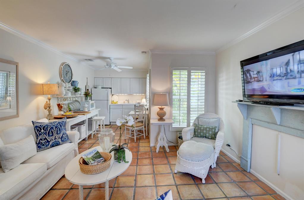 1202 N Swinton Avenue A