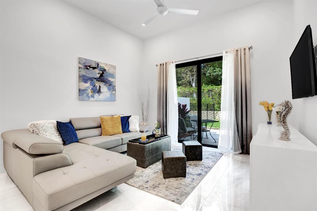 2523 Oceanview Avenue