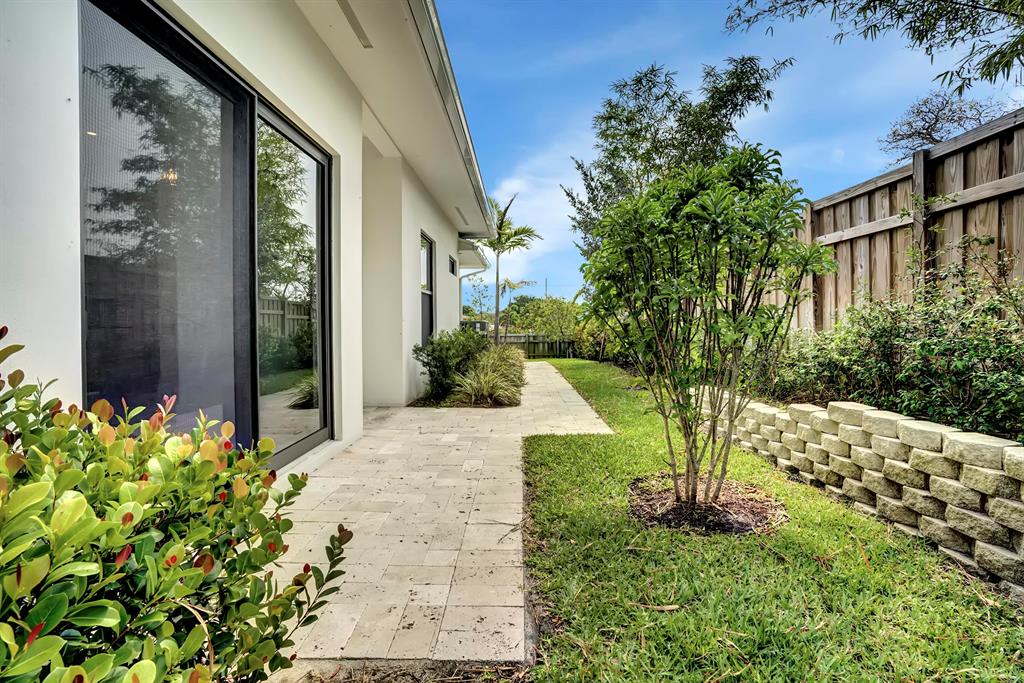 2517 Oceanview Avenue