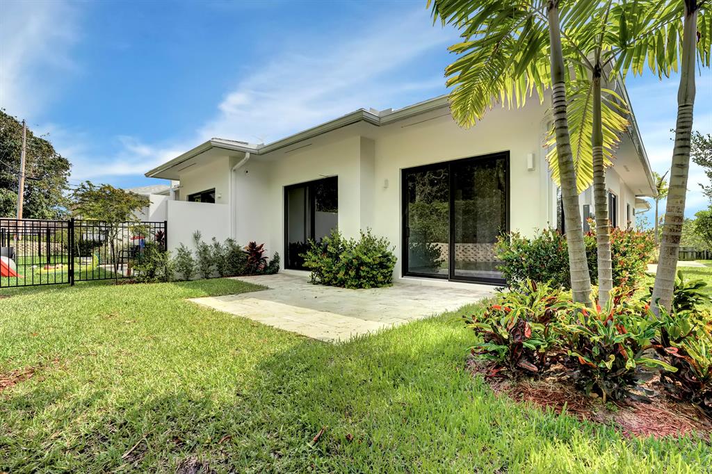 2517 Oceanview Avenue