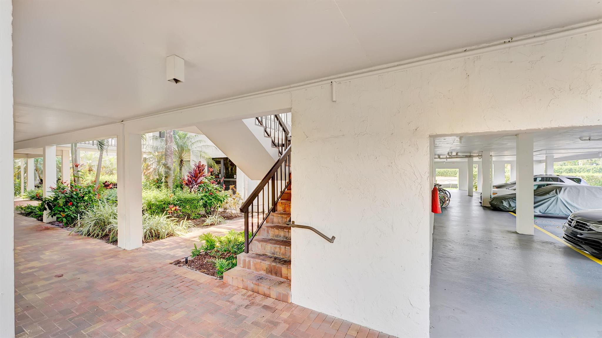 830 Greensward Court Unit: 209-H