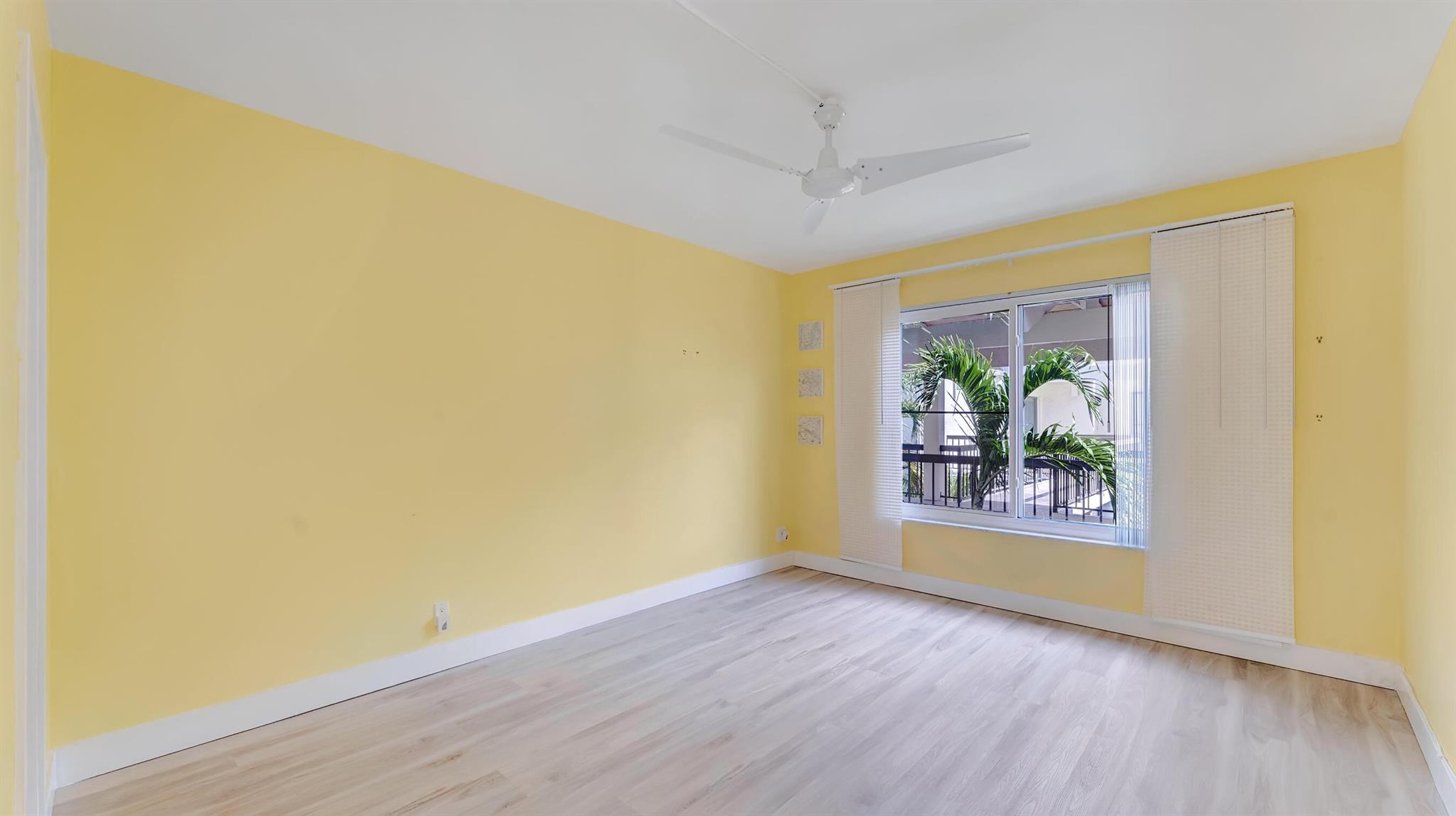 830 Greensward Court Unit: 209-H